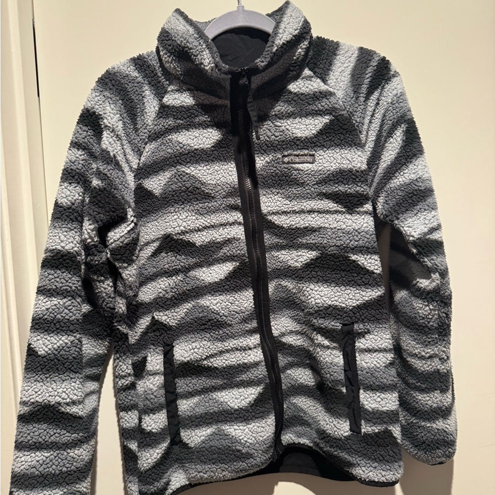 Columbia Aztec Sherpa size M